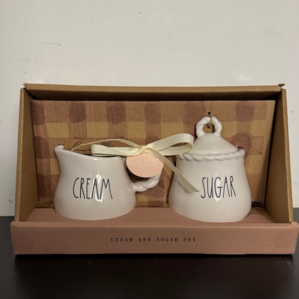 Rae Dunn Cream and Sugar Set - Cream